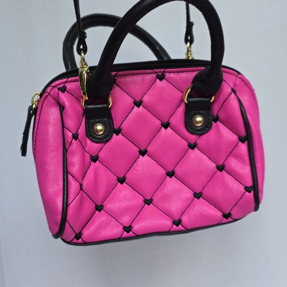 Luv Betsey Fushcia Pink Quited Mini Barrel Bag - Picture 2 of 7